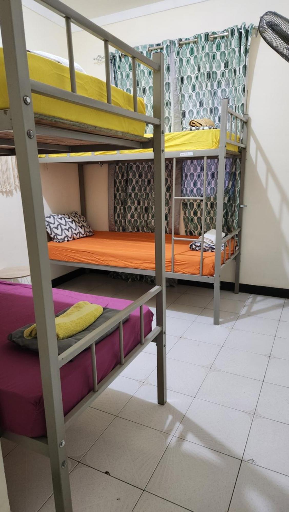 No Cash Accepted-Meeting Point Hostel- Praia, Also In Tarrafal & Fogo Exterior photo